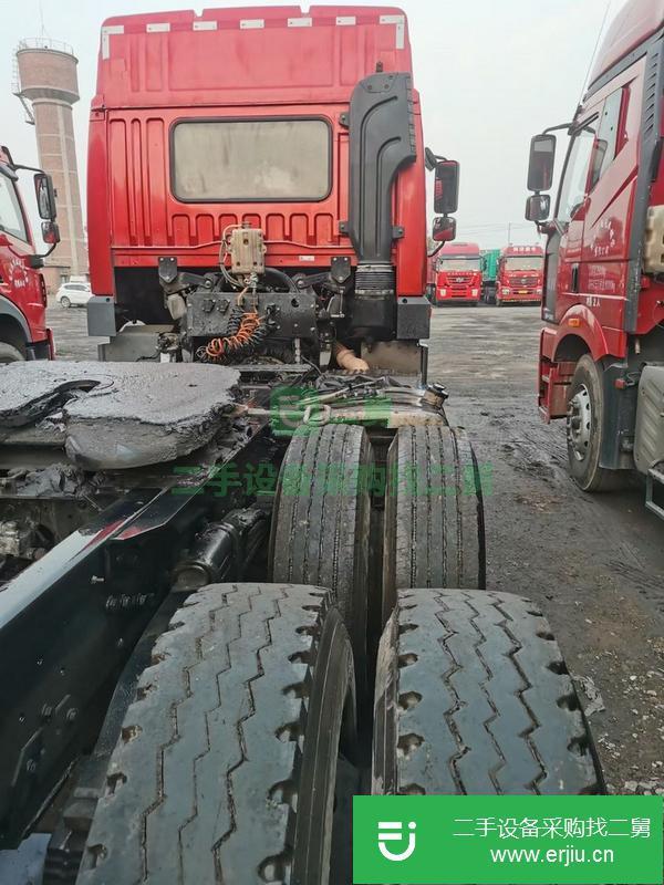 河北出售二手解放牽引車 375馬力雙油箱