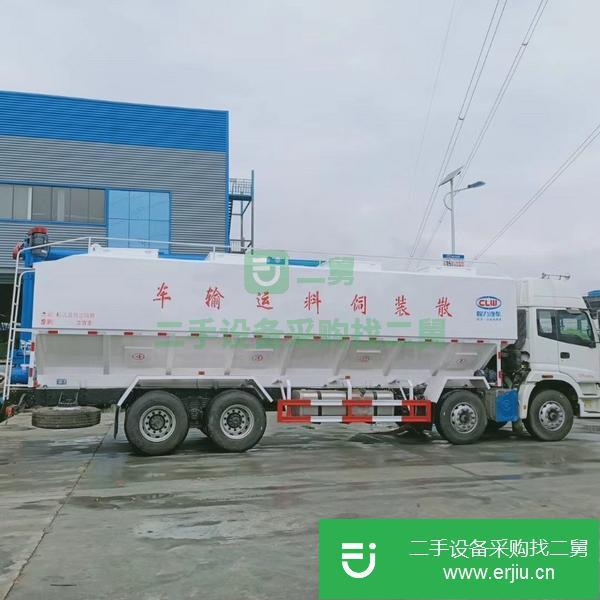 貴州出售二手歐曼前四后八飼料運(yùn)輸車康動力320馬力11升大排量