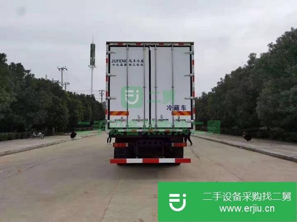 內(nèi)蒙古出售二手東風天龍9.6米420馬力冷藏車