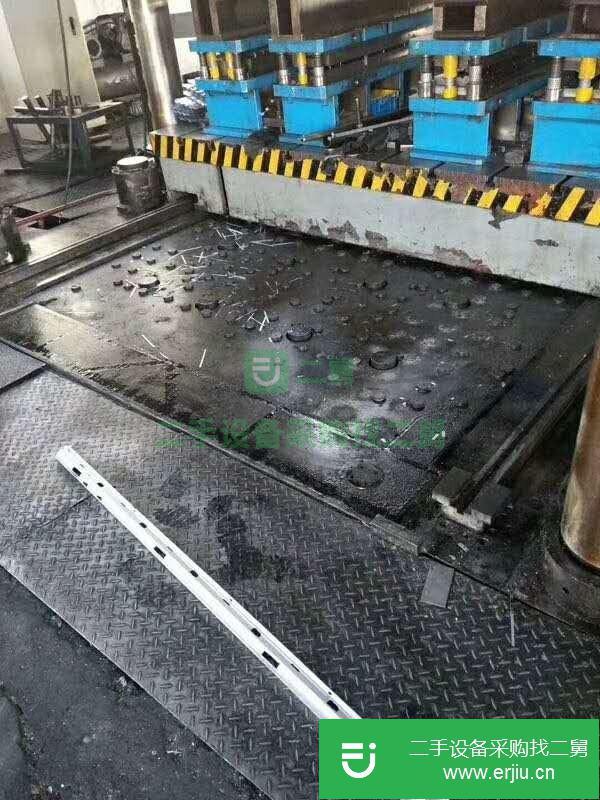 江蘇出售二手1000噸四柱液壓機