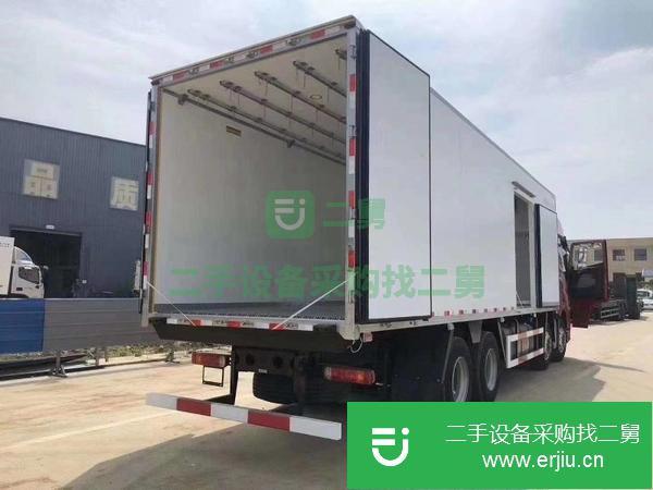 湖南出售二手解放JH69.6米460馬力自動擋冷藏車