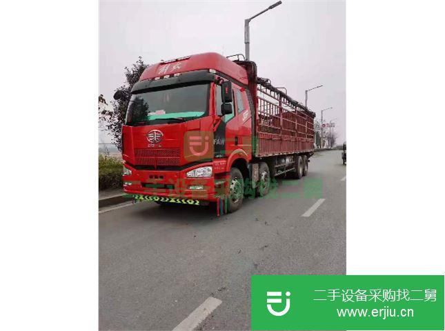 江西出售二手一汽解放J6P375馬力倉欄載貨車全國提檔過戶