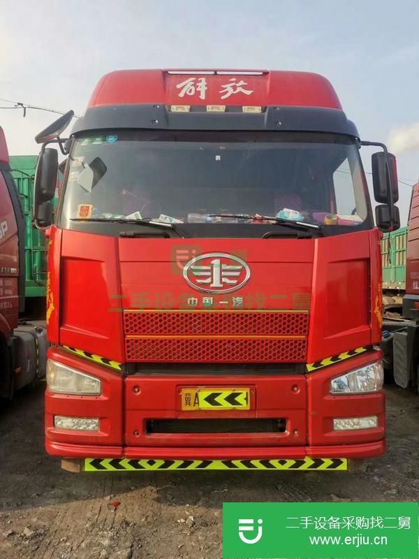 內(nèi)蒙古出售全保險(xiǎn)解放牽引車，420馬力雙驅(qū)，車況精品，輪胎九成，手續(xù)在手