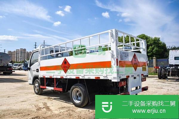 陜西出售二手躍進(jìn)小福星國(guó)六柴油氣瓶運(yùn)輸車全柴95馬力發(fā)動(dòng)機(jī)包上戶