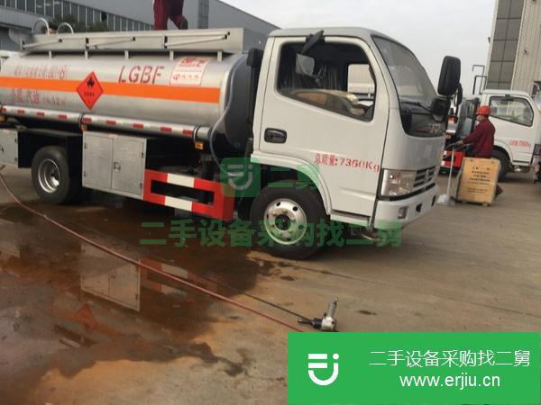 陜西出售二手東風(fēng)多利卡5噸油罐車