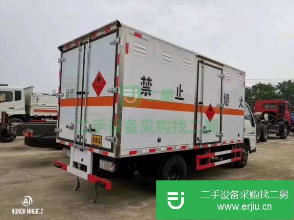 陜西出售二手國六五十鈴4.2米散裝甲醇危險品廂式運輸車包上戶
