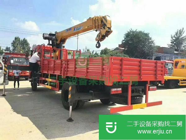 內(nèi)蒙古出售二手隨車吊