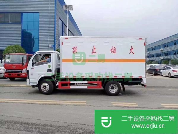 上海出售國六東風多利卡箱式危險品運輸車4米2