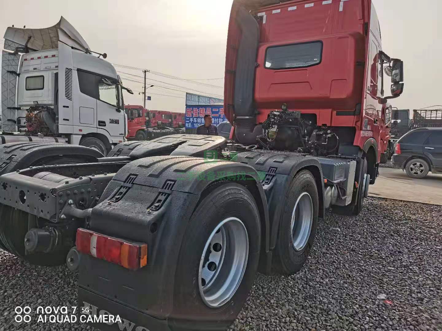 急售一臺汽貿扣回車輛，19年8月上戶豪沃牽引車