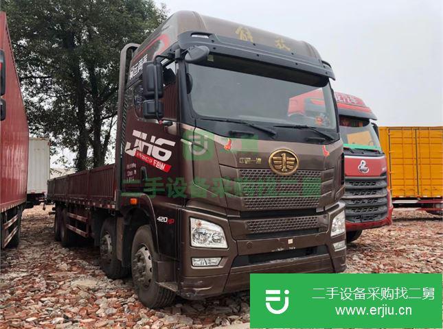 江西出售二手青島解放JH6重卡420馬力9.5米國五平板車車況原版輪胎全新