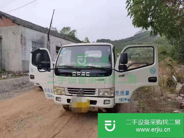 江蘇出售二手五噸危險品油罐車