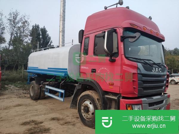 山東出售二手工地灑水車