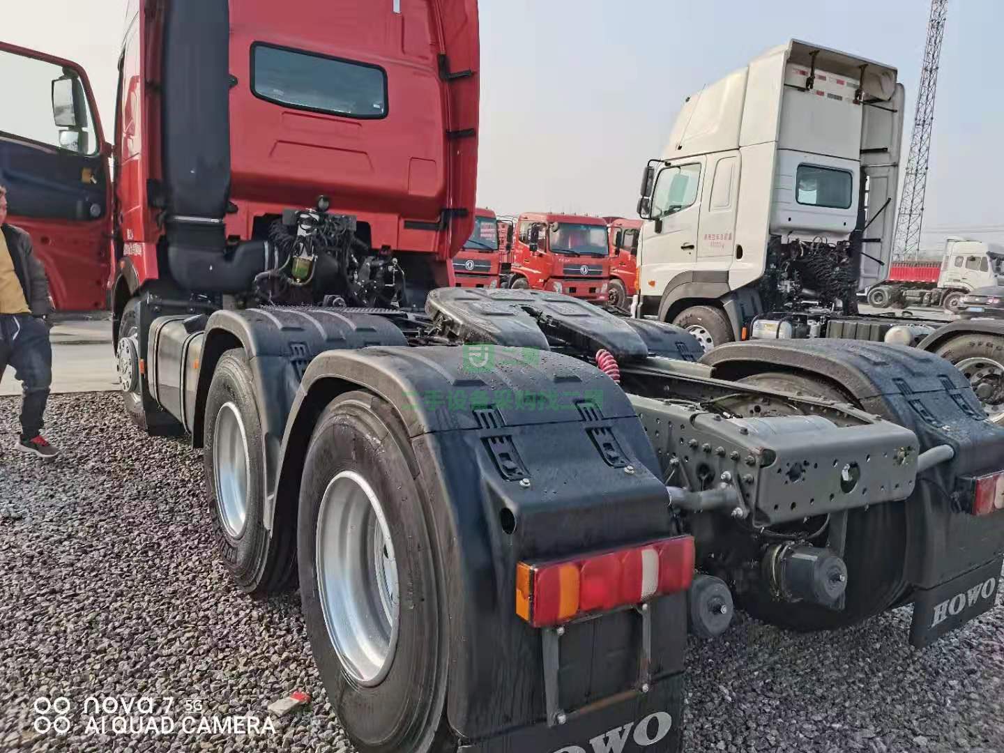急售一臺汽貿扣回車輛，19年8月上戶豪沃牽引車
