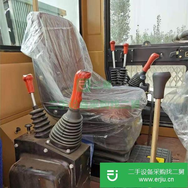 山東出售二手高速公路防撞欄打樁機(jī)