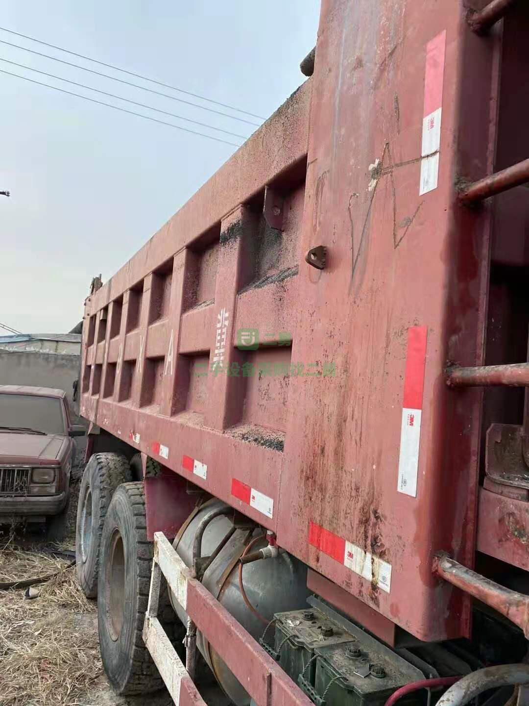 出售一臺12年全手續(xù)極品大豪沃自卸車，AC18橋，十二速