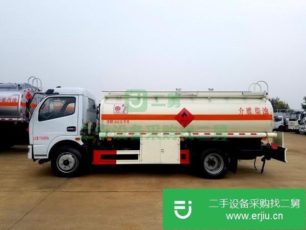 重慶出售二手東風8噸油罐車包上牌可分期