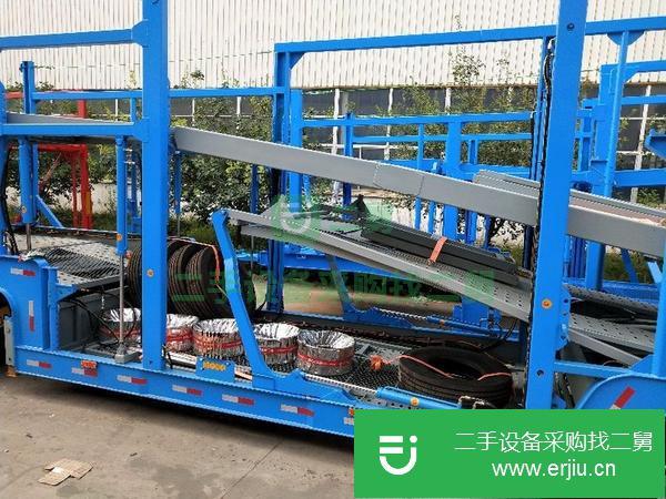 上海出售二手五位轎運(yùn)車