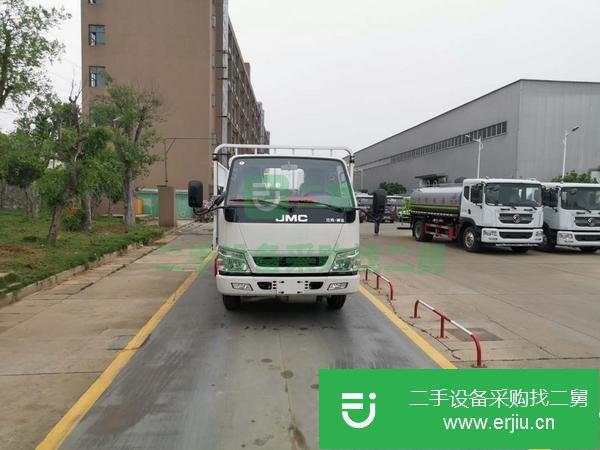 四川出售二手3.2米危險品廂式運輸車