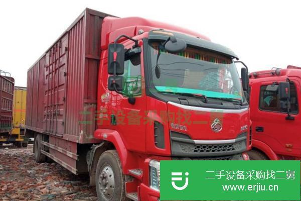 廣東出售乘龍單橋箱式貨車,6缸180馬力,可以分期