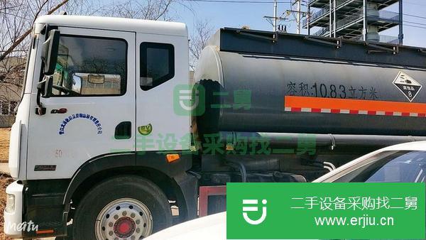 江蘇出售二手東風多利卡D9油罐車