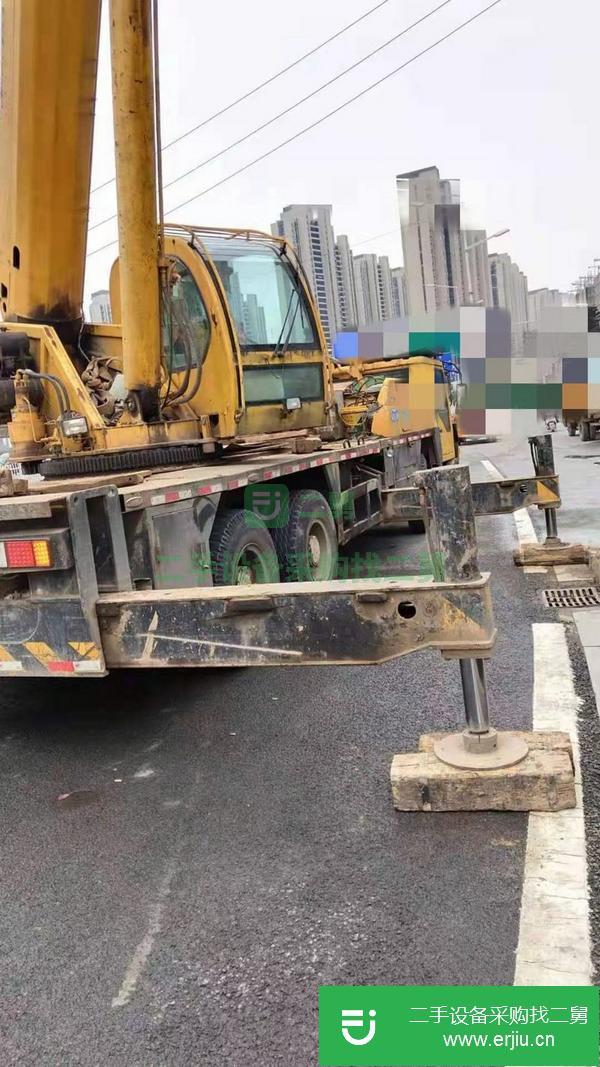 江蘇出售二手08年10月徐工25k5汽車吊國三發動機
