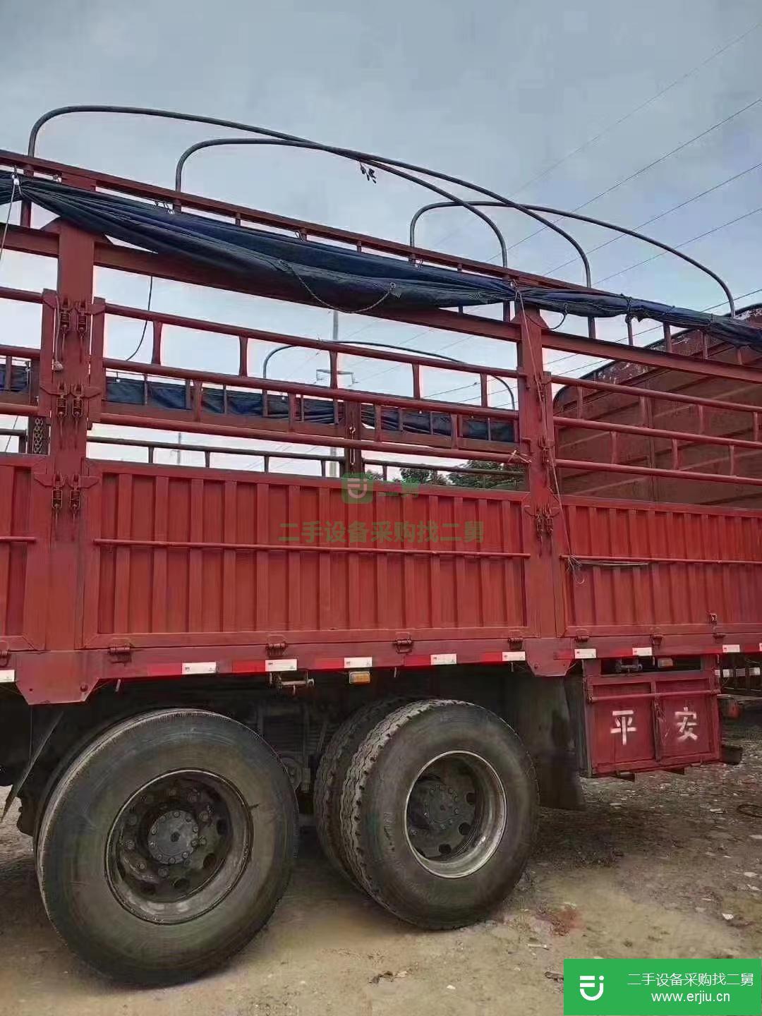 江西出售二手青島解放400馬力貨車