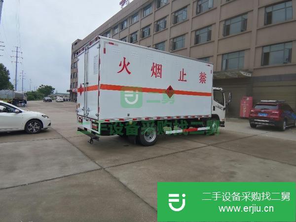 河北出售二手解放J6f黃牌5米2易燃?xì)怏w廂式運(yùn)輸車(chē)