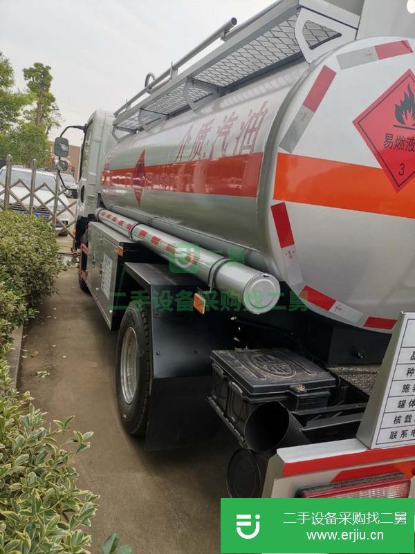 內(nèi)蒙古出售二手12噸油罐車