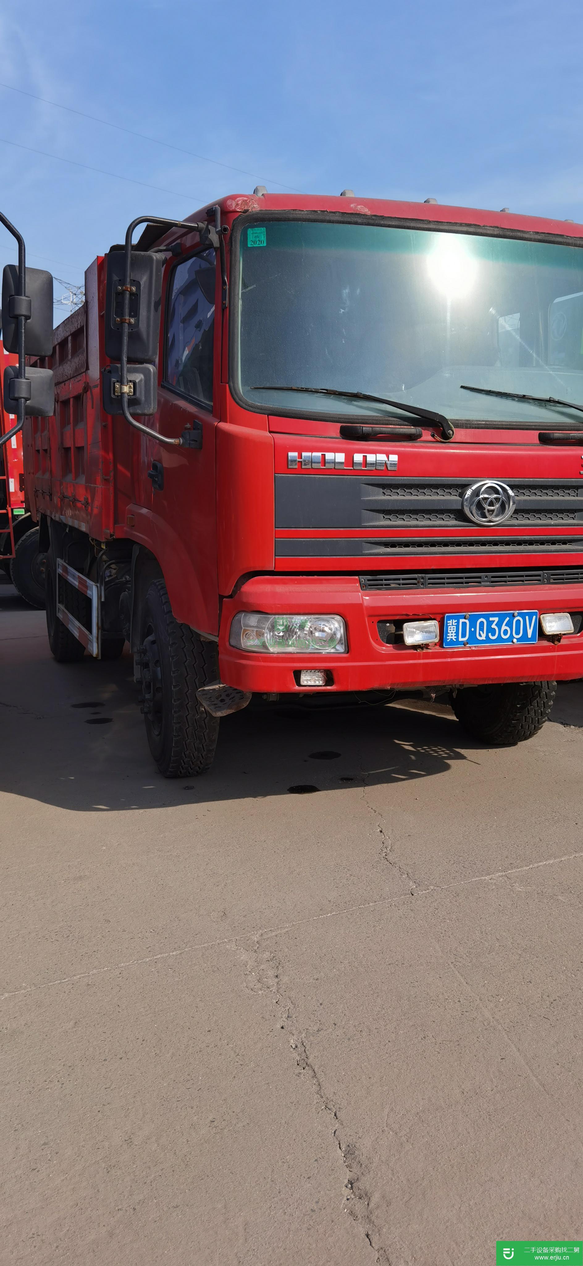 江蘇出售二手三環(huán)十通180馬力自卸車