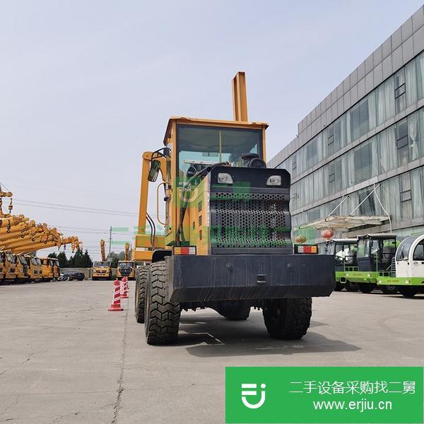 山東出售二手公路護(hù)欄打樁機(jī)