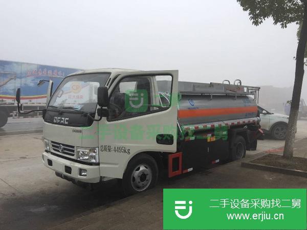 陜西出售二手東風(fēng)多利卡5立方油罐車