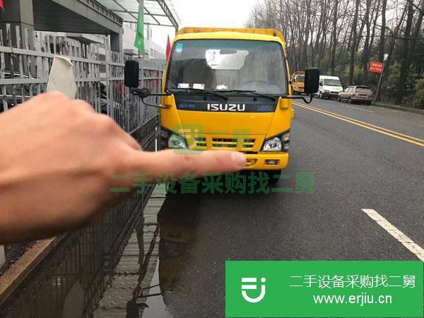江蘇出售二手12年五十鈴國三運輸車
