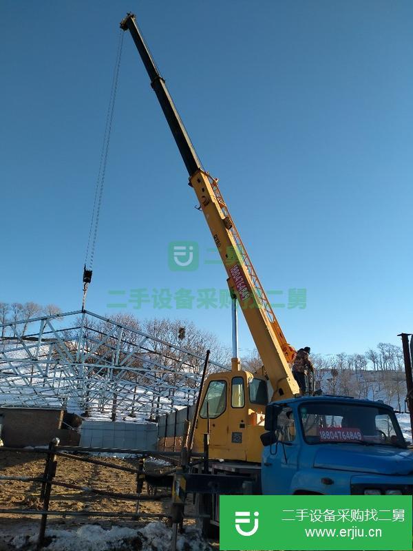 內(nèi)蒙古出售二手12年11月徐工八噸汽車吊