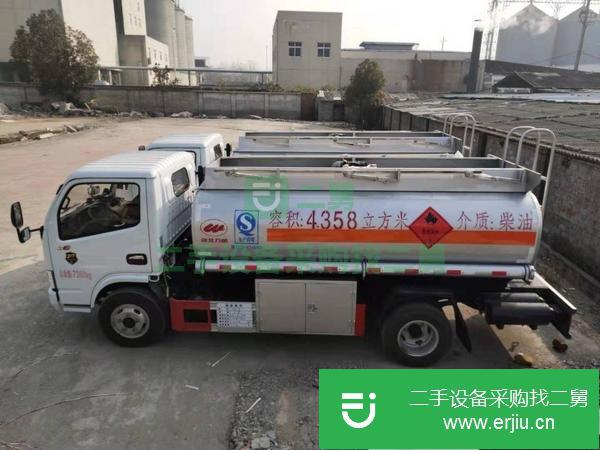 湖北出售二手東風小多利卡5噸油罐車