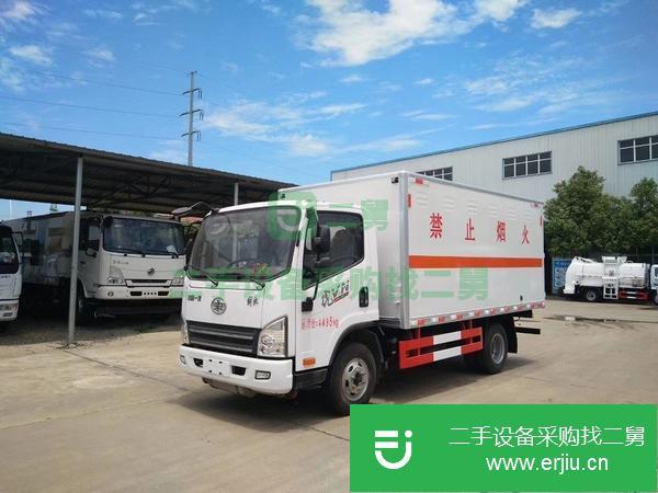 四川出售二手上戶7.4噸解放廂長5.15米易燃氣體廂式運輸車國六
