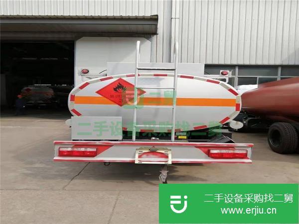 四川出售二手東風多利卡8噸油罐車