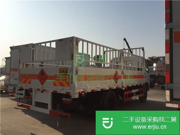 陜西出售二手小型單橋飼料運輸車