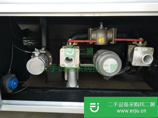廣西出售二手東風多利卡8噸加油車