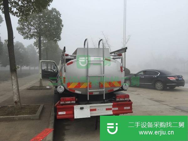 陜西出售二手東風(fēng)多利卡5立方油罐車