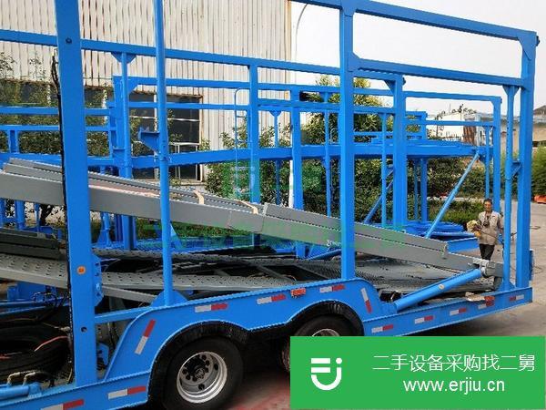 上海出售二手五位轎運(yùn)車