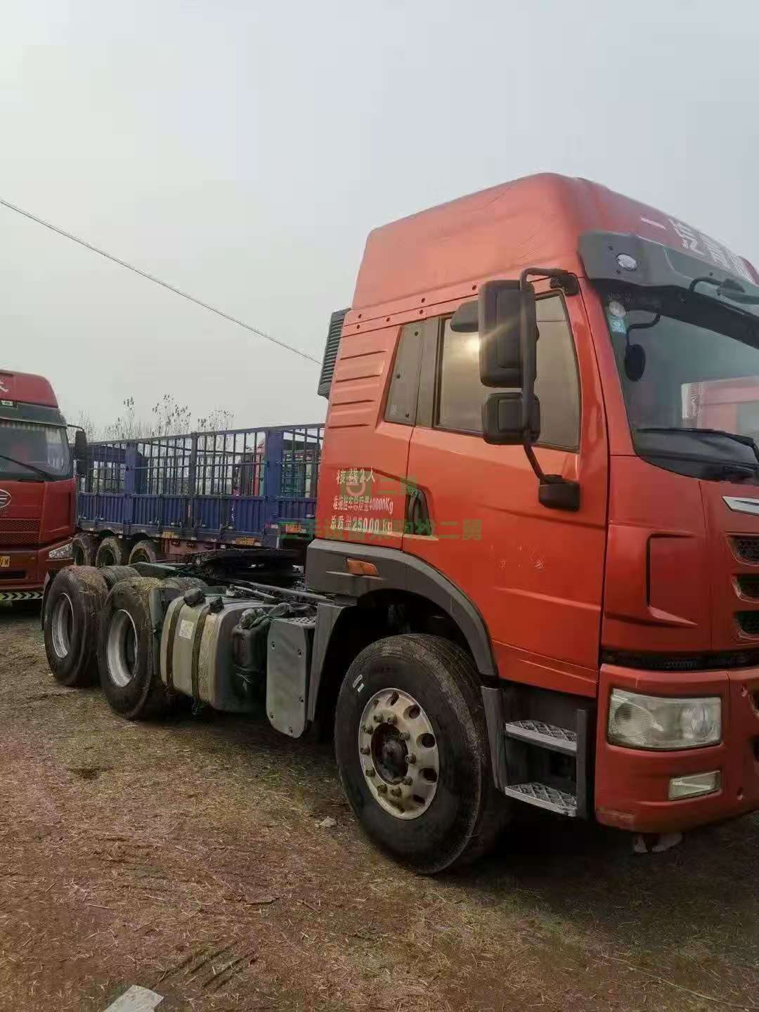 出售17年9月的悍威牽引車，375馬力，全保險