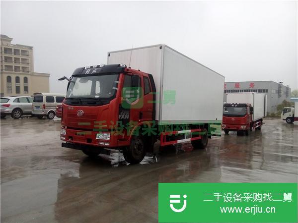 新疆出售二手解放J6L ，6.8米冷藏車可辦分期