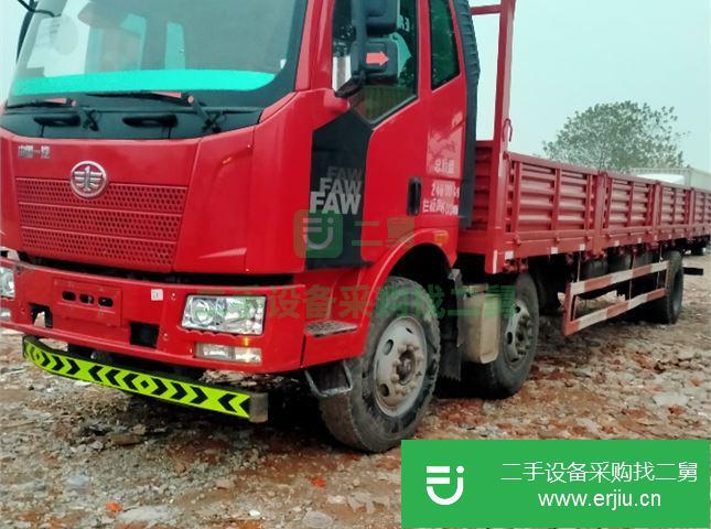 江蘇出售二手一汽解放J6L前四后四九米六平板車