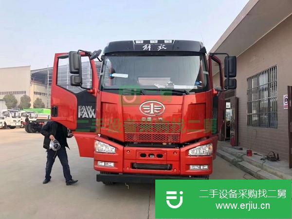 新疆出售二手解放J6前四后八鋁合金油罐車