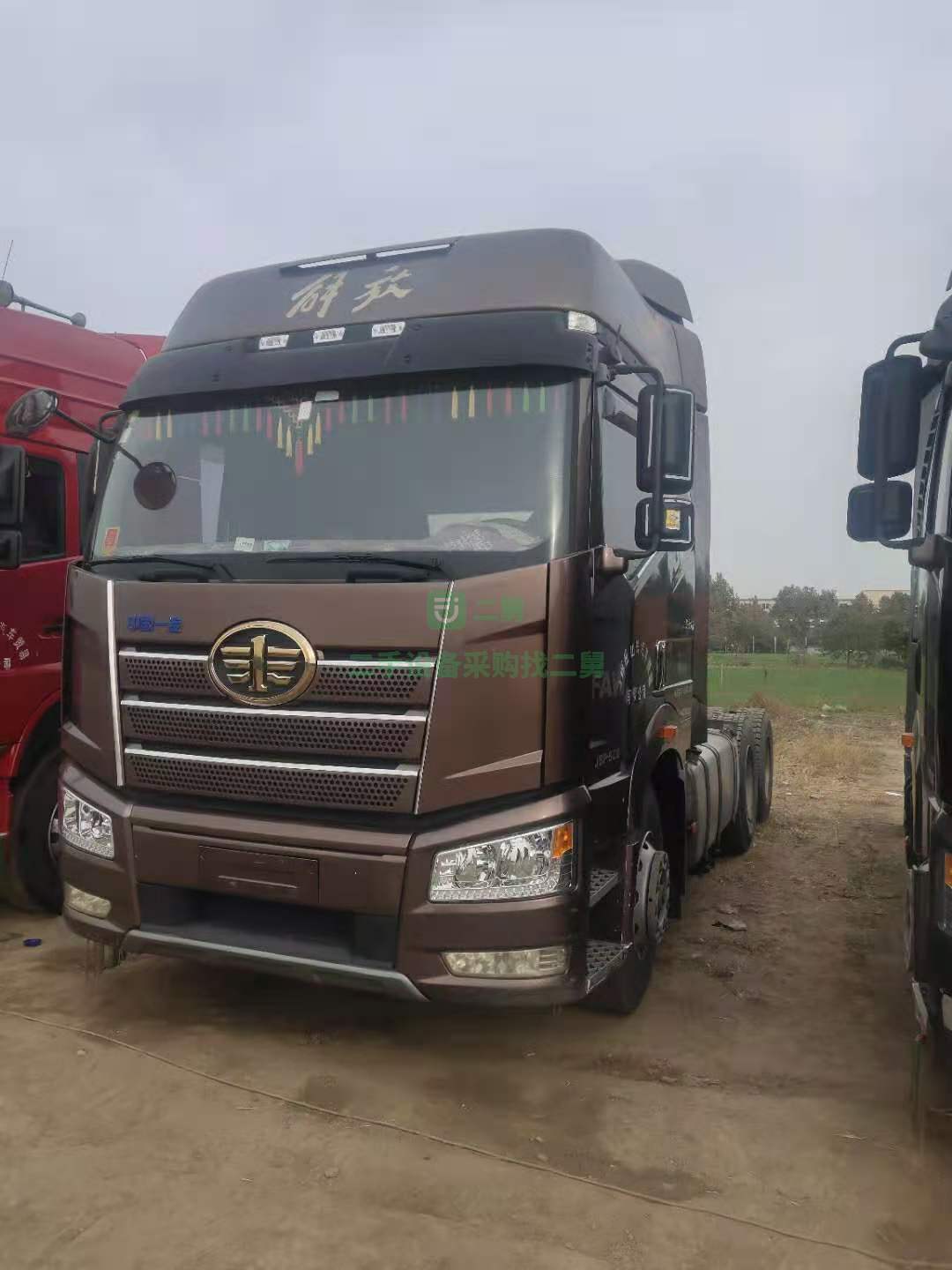出售2018年10月解放J6P牽引車，500馬力新北方版
