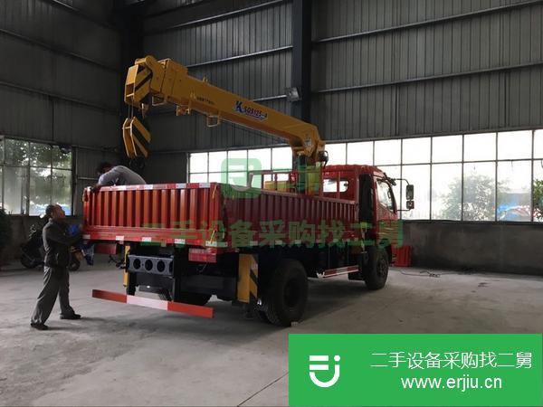 吉林出售二手東風(fēng)多利卡D9/6.3噸隨車吊