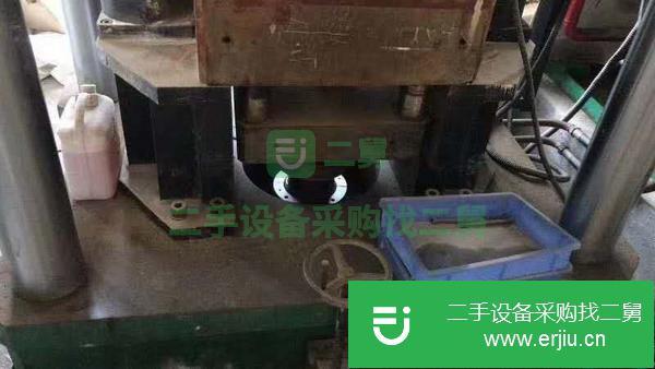 河北出售二手南通騰達(dá)YTD79Z-400粉末制品自動成型液壓機(jī)