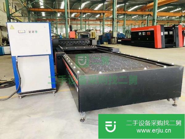 陜西出售二手迪能3015x2交換臺2000w激光切割機