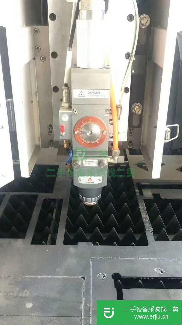 江西出售二手鑫源500瓦2513激光切割機