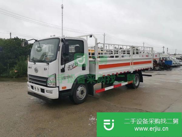 河北出售二手危險(xiǎn)品倉欄運(yùn)輸車國五